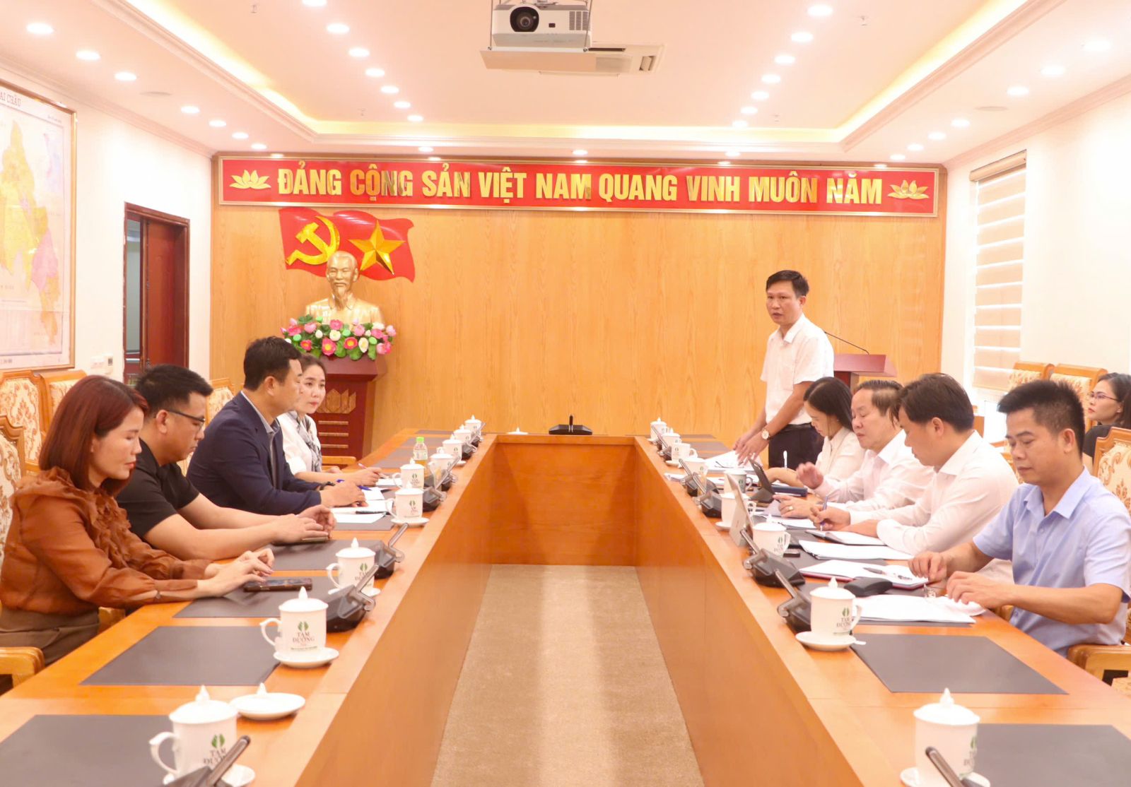Phó Chủ tịch Thường trực UBND tỉnh làm việc với Đoàn công tác của Công ty TNHH K Star Edu